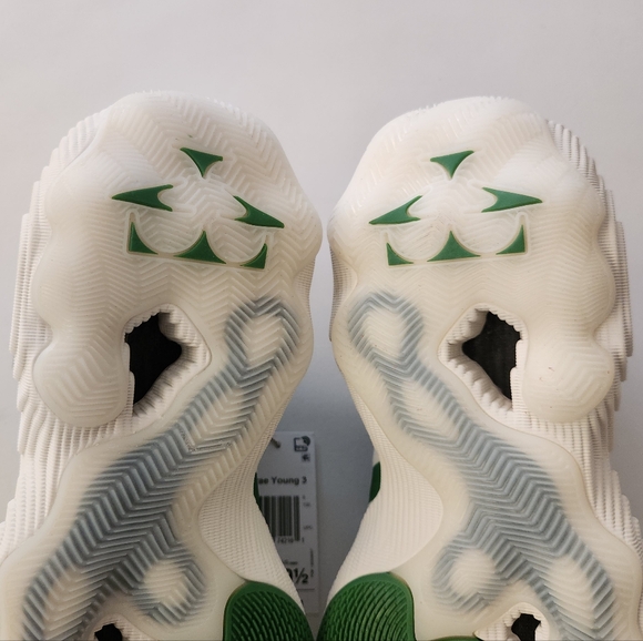 Adidas Trea Young 3 Basketball Sneakers - Picture 11 of 12